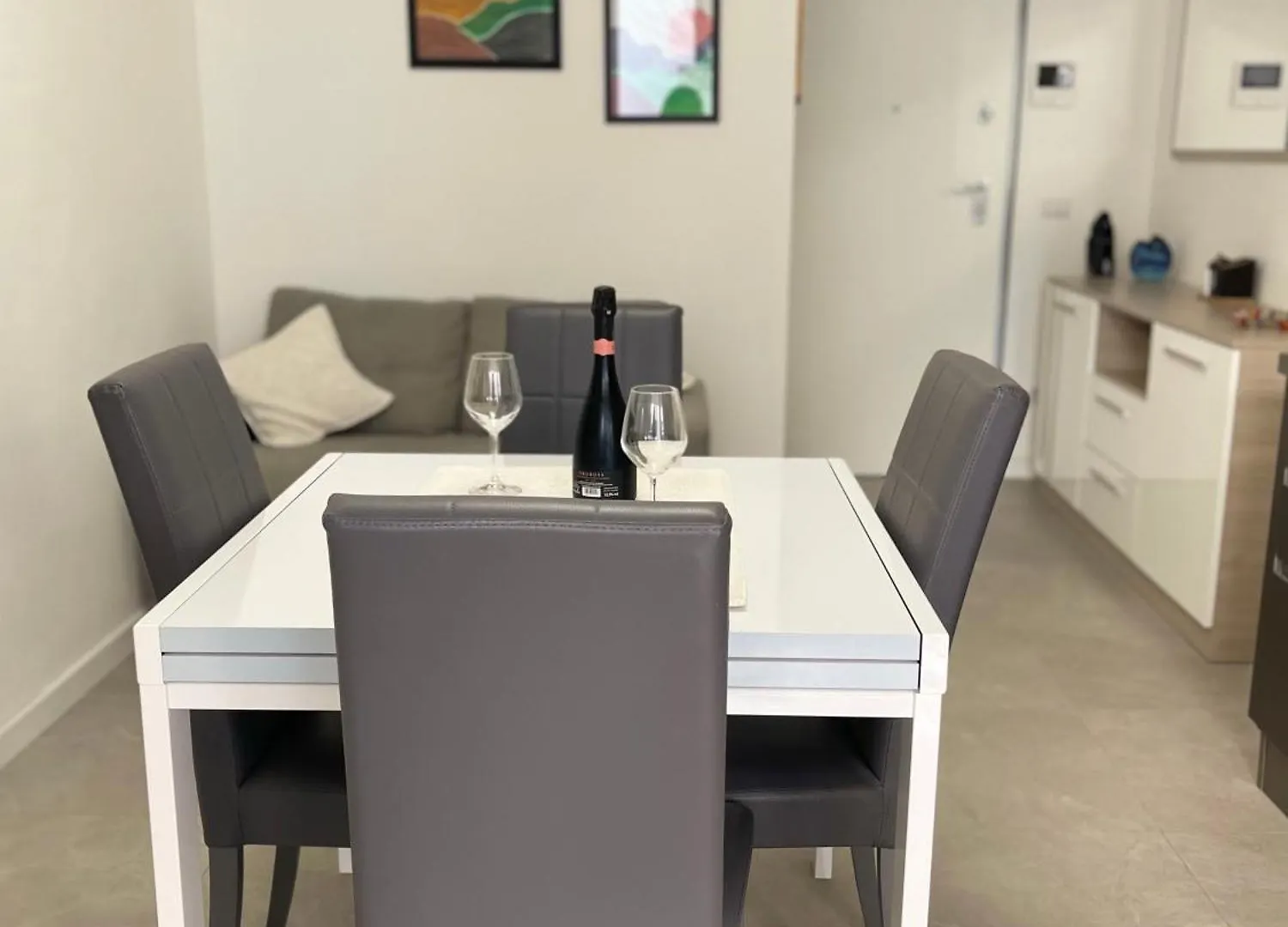 A Casa Di Martina Posizione Centrale Con Posto Auto Alghero
